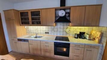 House | Private kitchen | Oven