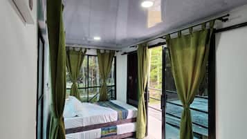 Villa, Accessible, Smoking | 4 bedrooms, Internet