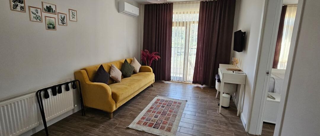 Family Suite | 1 bedroom, in-room safe, free WiFi