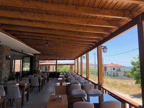 Restaurant - LİMİS OTEL (Gökçeada)