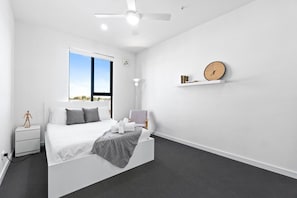 2 slaapkamers, een strijkplank/strijkijzer, wifi, beddengoed