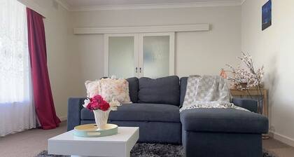 The Hidden Gem Exquisite 3BR Retreat in Berri