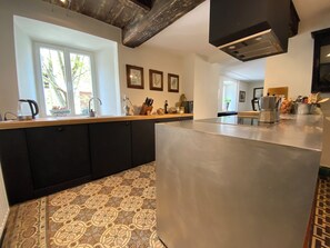 Villa | Private kitchen - Holidayhouse Countryside 'Un der Attert' (Helperknapp)