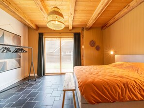 House - Holiday Home in Reest Valley Near Forest & Pond (IJhorst)