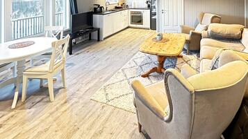 House | Dining