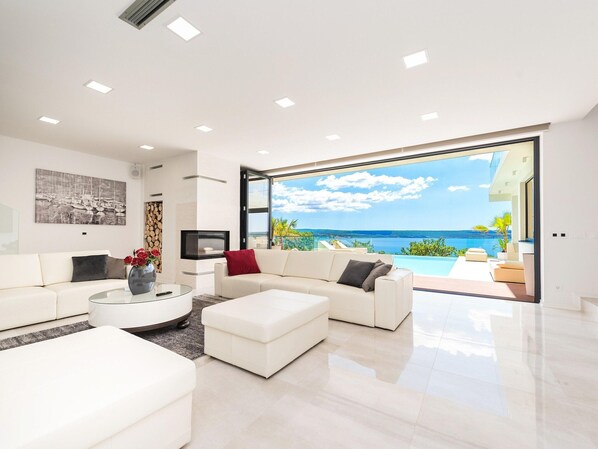 Living area - Luxury Villa With Pool, Wellness and sea View (Jasenice)