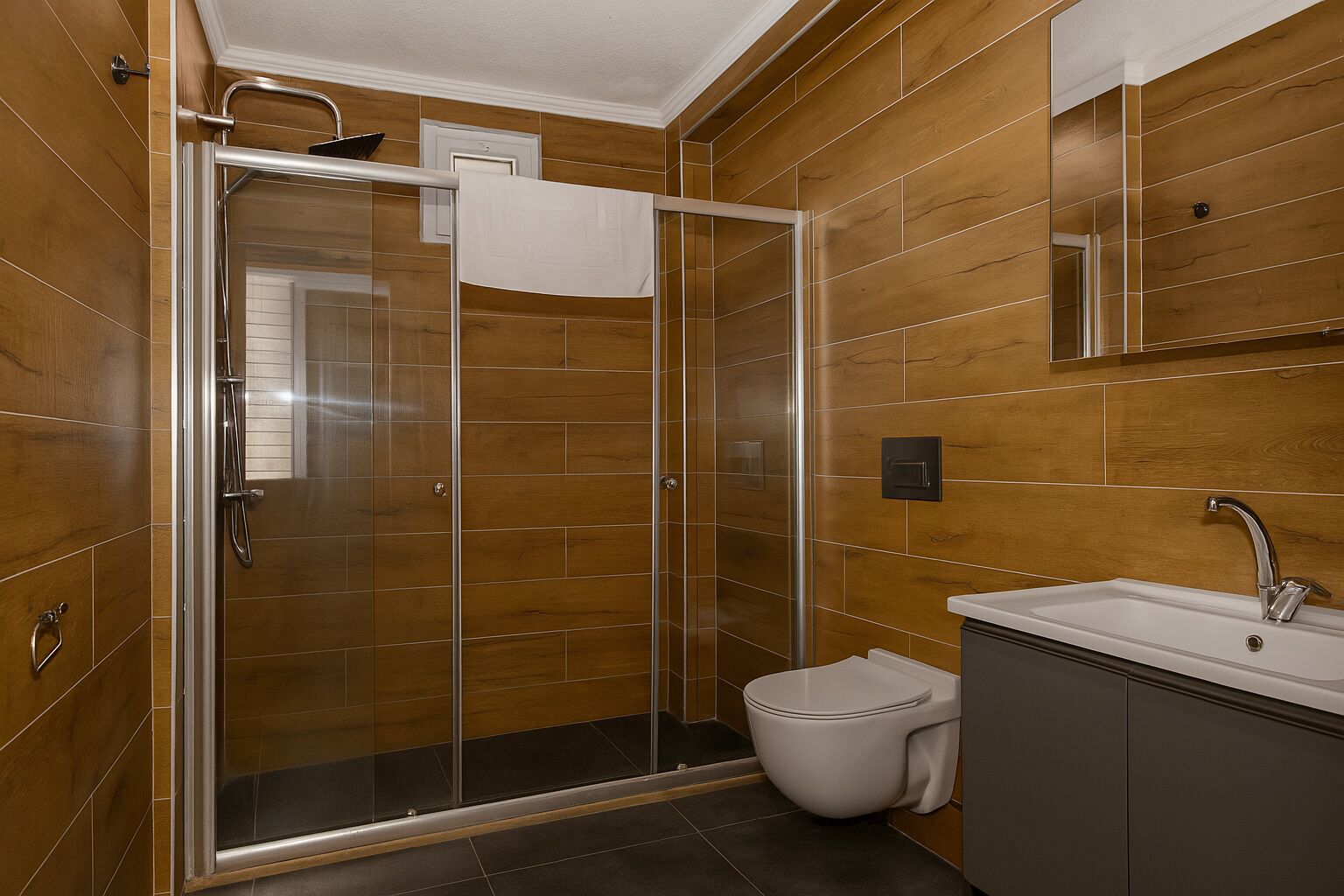 Deluxe Quadruple Room, Multiple Beds | Bathroom | Shower, hair dryer, towels, soap