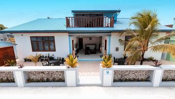 Fachada da propriedade