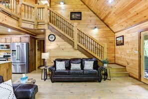 スマートテレビ、暖炉、テレビゲーム、ステレオ