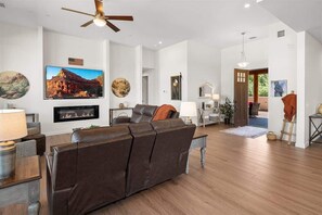 TV, fireplace, offices