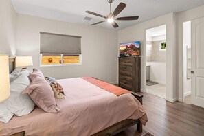 3 bedrooms, iron/ironing board, travel cot, free WiFi