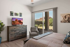 3 Schlafzimmer, Bügeleisen/Bügelbrett, Reisekinderbett, kostenloses WLAN