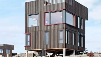 House | Exterior