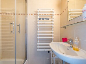 Apartment | Badezimmer