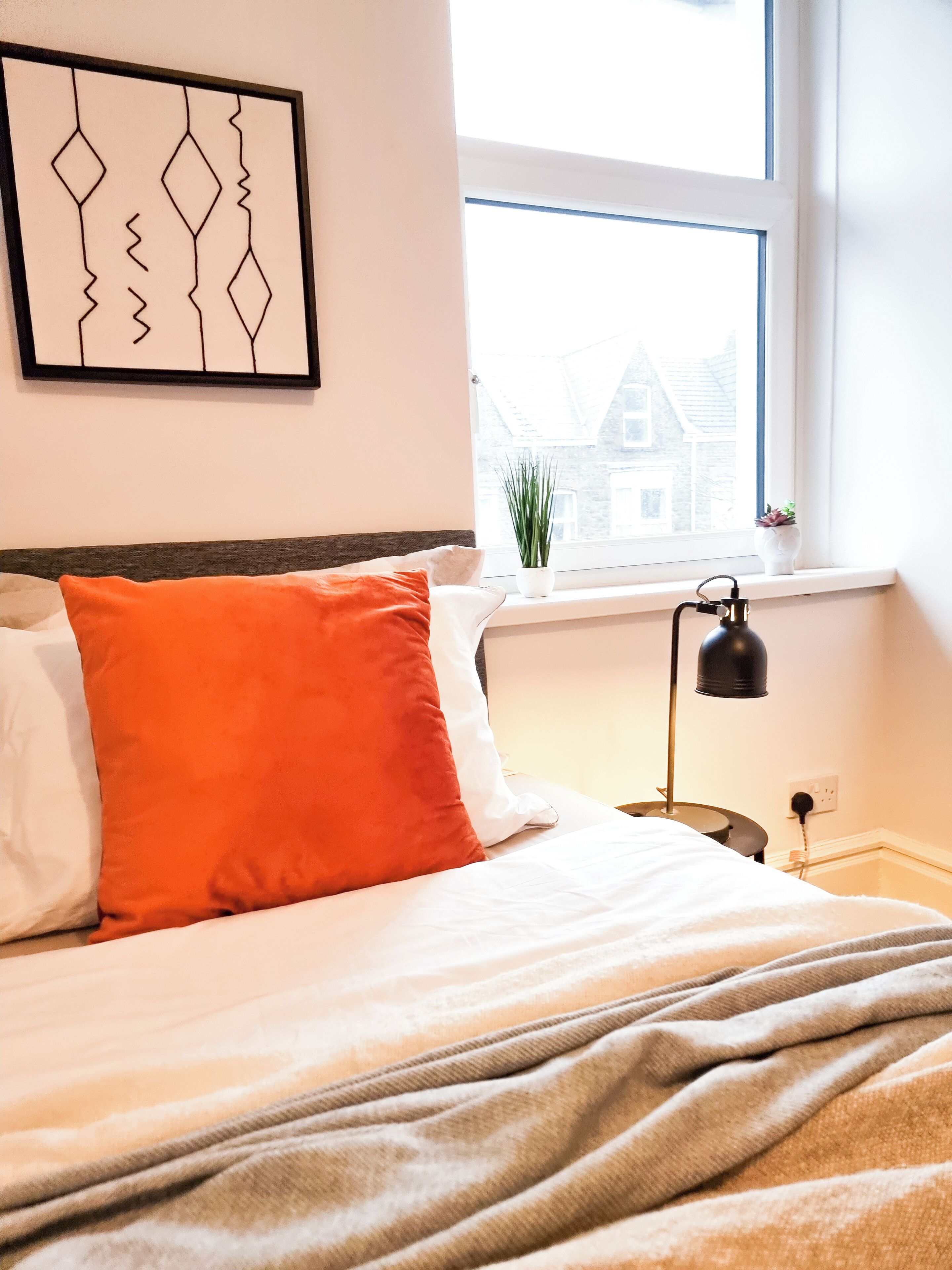 2 bedrooms, desk, iron/ironing board, free WiFi