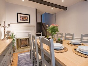 Dining - Historic Townhouse with Cathedral Views and Stained glass windows (Canterbury)