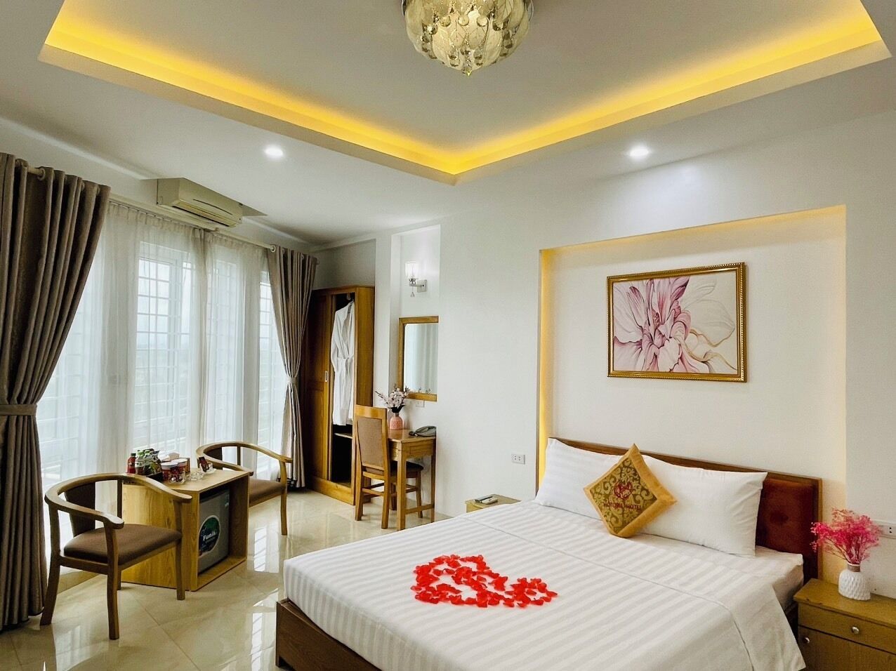 In-room safe, blackout drapes, soundproofing, iron/ironing board