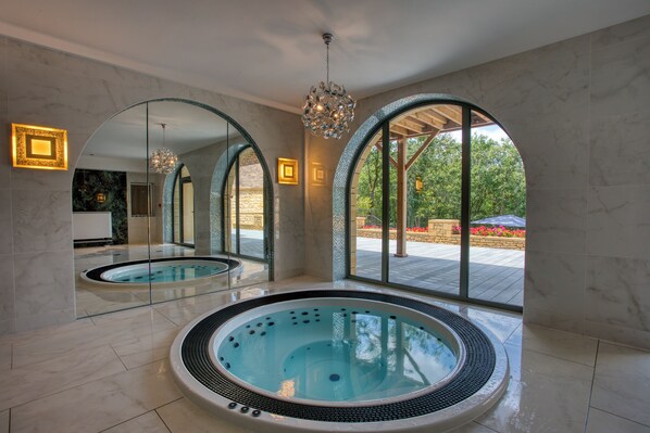 Interior - Pequeño Estudio con spa (Domme)