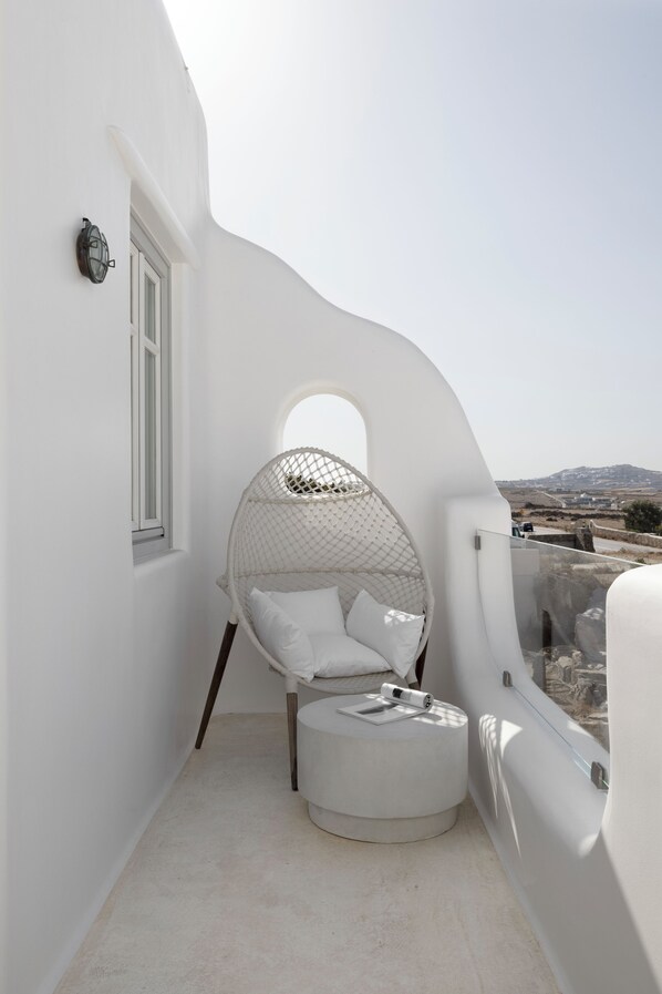 Superior Suite, Sea View | 2 bedrooms, premium bedding, free WiFi