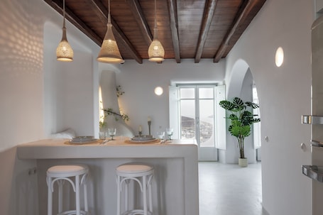 烤箱、炉灶、茶具/咖啡用具、电热水壶