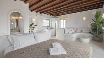 2 bedrooms, premium bedding, free WiFi