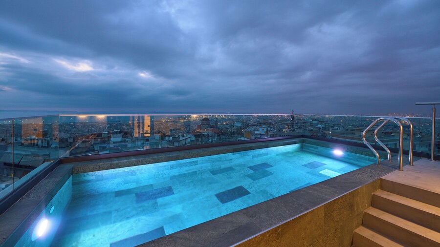 SIGMA Suites Hotel