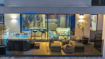 Superior Suite with Sea View and Jacuzzi | Terrass/Patio