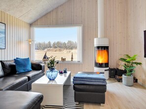 Living area - 5 Star Holiday Home in Lokken (Lokken)