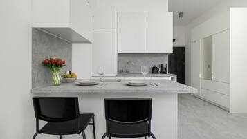 Studio, Balkon | Eigene Küche | Ofen, Wasserkocher, Gefrierschrank, Küchenrolle