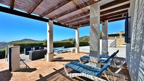 Terrace/patio - Casa Rural Cómpeta Fence Pool Barbecue and Amazing Views (Cómpeta)