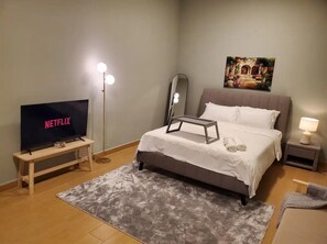 4 bedrooms, iron/ironing board, free WiFi, bed sheets - not Available for Booking (Dubai)