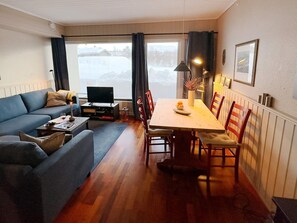 Apartment | Dining - 4 Person Holiday Home in Hovden-by Traum (Bykle)