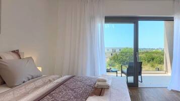 Villa | 3 bedrooms, individually furnished, iron/ironing board