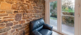 Magnificent Holiday Home With hot Tubs