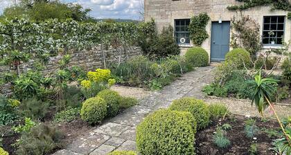 6-bed, Sleeps 16, Pets Allowed, Hot Tub