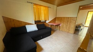 2 bedrooms, individually furnished, bed sheets - Vacation Home With Private Swimming Pool (Vinodol)