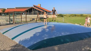 Hus | Pool