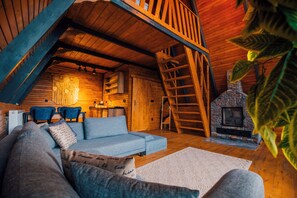 Ropa de cama de alta calidad, minibar, escritorio y wifi gratis