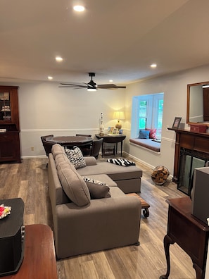 Interior - Serenity Home - Forest, Fun, and Adventure (Brevard)