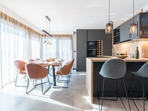 Villa | Dining - Apartment in Istria Near the Beach (Brtonigla)