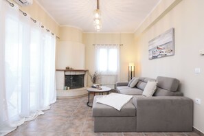 Smart TV, chimenea