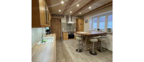 Lägenhet | Eget kök | Ugn