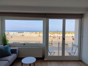 Apartment | Interior - Apartment in Nieuwpoort With Stunning Sea Views (Nieuwpoort)