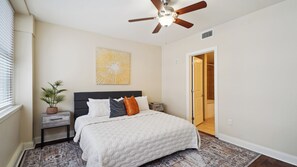 1 camera, ferro/asse da stiro, Wi-Fi, lenzuola