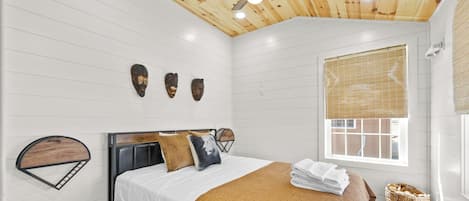 14 bedrooms, iron/ironing board, WiFi, bed sheets