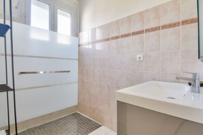 Shower, hair dryer