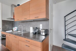 Køleskab, mikrobølgeovn, ovn, opvaskemaskine