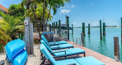 Sanctuary Bay~ Open Harbor Views, near Sombrero