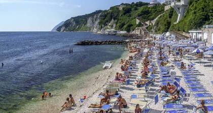 Appartamento per 4 Persone con Giardino