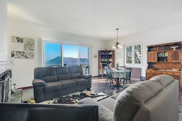Family Villa, Multiple Bedrooms, Mountainside (Lago Azzurro Infinity View) | Living area - Lago Azzurro Infinity View (Premeno)